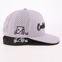 Gorra Snapback Urbana de 6 Paneles con Logotipo Personalizado OEM, Bordado 3D, Perforada, Transpirable, Ligera, Visera Plana y Orificios Cortados con Láser