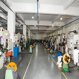 Équipement <span class=keywords><strong>de</strong></span> <span class=keywords><strong>garage</strong></span> pour atelier <span class=keywords><strong>de</strong></span> réparation automobile en <span class=keywords><strong>Europe</strong></span>, alignement des roues/inspection automobile, machine d'<span class=keywords><strong>occasion</strong></span> 3D à vendre, écran LED 0,5 kW - Product Image 5