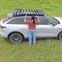 Plateforme de toit coulissante élégante en alliage d'aluminium robuste de 2e génération avec poteaux de support télescopiques et échelle intégrée pour extérieur