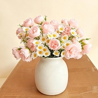 Bouquet de fleurs artificielles personnalisé en soie, rose et camomille, arrangement floral mixte pour demoiselles d'honneur, accessoires photo, décoration de Noël