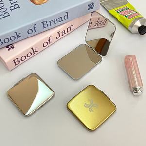 Biểu Tượng Tùy Chỉnh Mini Gương Xách Tay Đa-Màu Sắc Trang Điểm Du Lịch Quà Tặng Cho Phụ Nữ Hiện Đại Có Thể Gập Lại Túi Nhỏ Gương Thủ Công Mỹ Nghệ Cho Cô Gái - Product Image 5