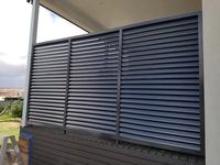 Clôture de sécurité en aluminium fabriquée en usine - Revêtement écologique - Dimensions personnalisables - Inspirée de la nature
