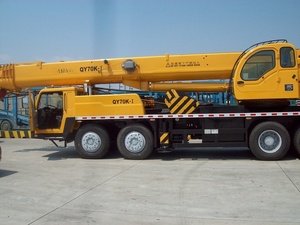 Prix de vente direct usine Grue montée sur camion de 70 tonnes de capacité de levage avec flèche de 44 m - Product Image 2