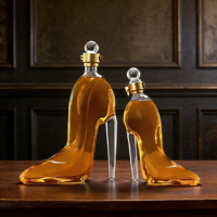 Bouteille de vin en verre personnalisée de 350 ml/750 ml, forme élégante de chaussure à talon haut, avec bouchons en liège pour brandy, gin, whisky