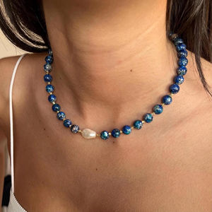 Collana Artigianale in Acciaio Inossidabile Dorato con Perle Barocche Vere e Perline di Sodalite da 6mm - Product Image 1