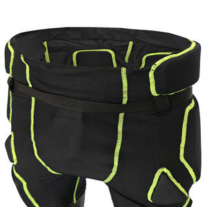 YOUNGSON Pantalones Cortos de Compresión Acolchados para Hockey sobre Hielo Juvenil con Cintura Ajustable y 5 Almohadillas, Faja Protectora Moldeada en 3D - Product Image 3