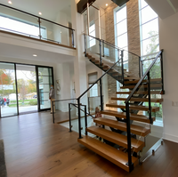 VIKO Villa moderne Inroom Simple Style Straight Running Escalier en bois verre Mono Stringer