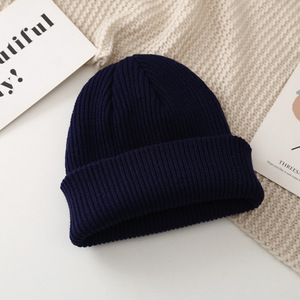 Vente en gros Chapeau en laine chaud d'automne et d'hiver pour femmes Chapeau tricoté épais pour hommes Chapeau simple en peau de melon - Product Image 4