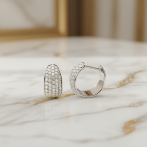 Orecchini a Cerchio in Oro Bianco con Diamanti, Taglio Brillante Rotondo, Lusso per Uso Quotidiano Femminile - Product Image 2