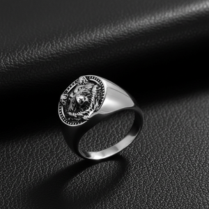 Bague Chevalière Gothique Tête de Loup en Acier Inoxydable 316 pour Homme, Bande Ronde à Textures Contrastées, Style Punk Sombre Élégant, Usage Quotidien - Product Image 1