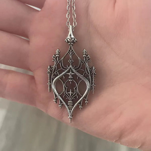 Oud kasteel <span class=keywords><strong>retro</strong></span> punk unisex kettingen schakelketting gotische verzilverde zinklegering met vlindervorm zoetwatermagisch - Product Image 6