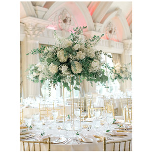 Bola de flores artificiales de Pampas de tela grande, centros de mesa de boda, Bola de flores blancas y verdes - Product Image 1
