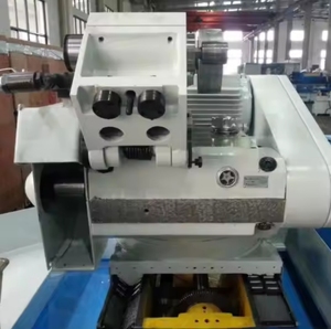 Máquina Rectificadora Interna Universal de Bajo Mantenimiento con Componentes de Motor Rentables - Product Image 2