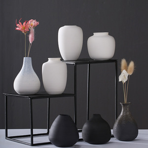 Miniature Size <b>White</b> Creative Decorative Small Ceramic Vase With Hydroponic Function for Desk Home Decor Display - Product Image 1