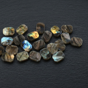 Pierres précieuses en labradorite bleue naturelle, taille octogonale, forme libre, pierres plates polies pour la fabrication de bijoux - Product Image 1