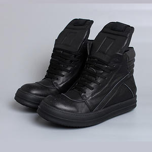 Dropshipping <span class=keywords><strong>Sneakers</strong></span> di Alta Qualità con Logo Personalizzato <span class=keywords><strong>Sneakers</strong></span> <span class=keywords><strong>Alte</strong></span> Unisex Firmate per <span class=keywords><strong>Uomo</strong></span> e Donna - Product Image 4