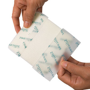 Cerotto <span class=keywords><strong>per</strong></span> la Prevenzione delle <span class=keywords><strong>Piaghe</strong></span> <span class=keywords><strong>da</strong></span> <span class=keywords><strong>Decubito</strong></span> <span class=keywords><strong>per</strong></span> Anziani Allettati, Medicazione Sterile in Schiuma di Silicone Certificata CE - Product Image 6