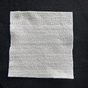 Tela no tejida perforada con aguja de PP ligera para campos de golf y sistemas de techo verde - Product Image 6