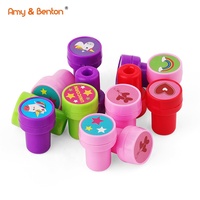 Assortiment de tampons pour enfants, tampons auto-encreurs pour articles de fête, cadeaux scolaires, sceau de papeterie