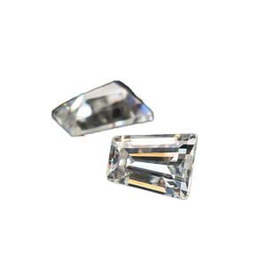 Gioielli a foglia rossa taglio trapezoidale sciolto Moissanite Diamond DEFGH Color - Product Image 1