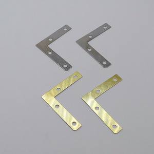 ขายึดมุมอลูมิเนียมอัลลอยด์รูปตัวแอล Hongzun แบบ 90 องศา สี่รู สำหรับยึดเฟอร์นิเจอร์ - Product Image 1