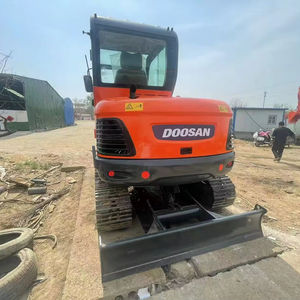 Excavadora Usada Doosan DX60 de Buena Calidad, Excavadora de 6 Toneladas con Motor, Caja de Cambios y Bomba Hidráulica Originales, Fabricada en Corea - Product Image 1