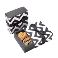 Boîte d'emballage en carton recyclable de luxe personnalisée pour macarons, bonbons, chocolats, biscuits, avec laminage mat, gaufrage, sans danger pour les aliments