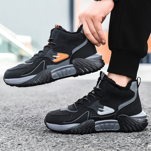 Chaussures d'hiver chaudes <span class=keywords><strong>pour</strong></span> hommes Chaussures décontractées à doublure pelucheuse montantes Bottes de <span class=keywords><strong>neige</strong></span> Baskets antidérapantes de haute qualité <span class=keywords><strong>pour</strong></span> hommes - Product Image 4