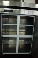 Congélateur commercial à quatre portes pour cuisine d'hôtel