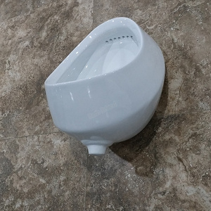 Dự án sử dụng hàng đầu <span class=keywords><strong>spud</strong></span> Treo Tường Gốm BồN TiểU thiết bị vệ sinh Mens nơi để tiểu cho người lớn - Product Image 4