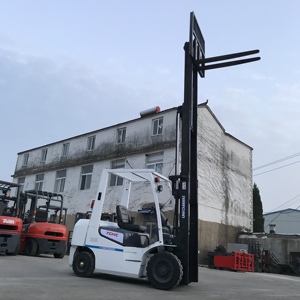 รถยก TCM 2.5 ตัน มือสอง ดีเซล รุ่นเล็ก รถยก TCM 2.5 ตัน พร้อมเสากระโดงสามตอน - Product Image 4