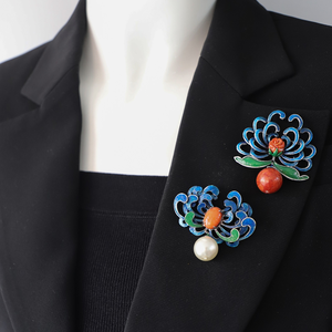 Broche nuage, broche porte-bonheur, broche d'art raffiné, broche luxueuse, broche artisanale - Product Image 3