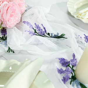 Chemin de table carré personnalisable en polyester 100% lavande, moderne, pour mariage, fête de vacances, anniversaire - Product Image 2