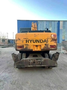 Excavadora de Ruedas Hyundai 210W-7 Fabricada en Corea del Sur, Motor Cummins Usado, Alta Potencia de Excavación, Shanghái, China, 100% Lista para Usar - Product Image 3