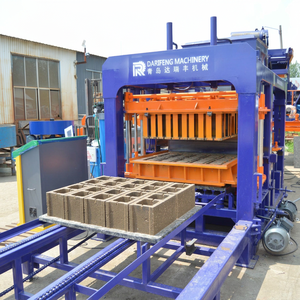 Machine à blocs creux en <span class=keywords><strong>ciment</strong></span> QT10-15, ligne de production de blocs hydrauliques entièrement automatique, machine à fabriquer des blocs creux en béton - Product Image 1