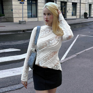 Haut sexy à manches longues en dentelle transparente style western pour femme, coupe ajustée, ourlet irrégulier, tendance - Product Image 2