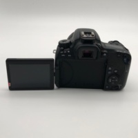 Cámaras Canon EOS 77D (9000D) Reacondicionadas con Lente Nano IS USM de 18-135 mm - Cámara DSLR Semi-Profesional con Pantalla LCD Superior, Venta al Por Mayor