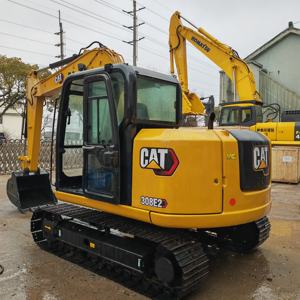 Mini-excavatrice CAT308E2 d'occasion, modèle 2022, 8 tonnes, capacité de la benne de 0,33 m³, bon état de fonctionnement, pompe hydraulique, roulement du moteur - Product Image 1
