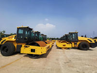 Prix de rouleau de compacteur de vibro de marque de la Chine 20 tonnes avec le pied de mouton