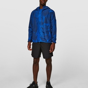 Veste coupe-vent personnalisable légère à imprimé intégral, dernier design, pour homme - Product Image 4