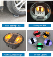 Borne solaire LED ronde encastrée en aluminium, réfléchissante, à énergie solaire, type œil de chat, pour marquage de chaussée, clignotante et nivelée