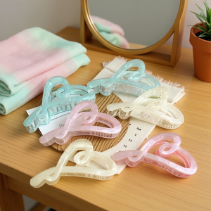 Fermaglio per capelli a forma di cuore da 11 cm per donne e ragazze, accessorio di moda - Product Image 2