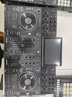 Contrôleur tout-en-un Denon Prime4+ P4 d'occasion avec lecteur de disque flash USB 4 canaux, contrôleur de platine DJ numérique et logiciel Serato
