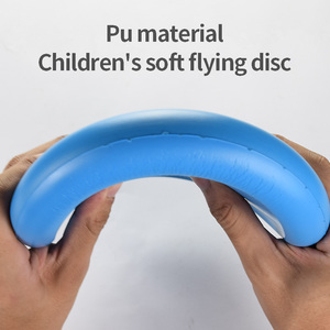 Đĩa Bay Tương Tác Với Chó Mềm PU Logo Tùy Chỉnh Đĩa Huấn Luyện Chó Đi Biển Ngoài Trời Cho Thú Cưng - Product Image 4