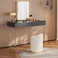 Table de toilette transparente en acrylique avec pieds cascade, finition laquée crème, 2 tiroirs, sans joint, OEM ODM pour chambre, hôtel, salle de maquillage
