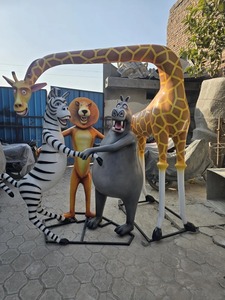 <b>Top</b> Selling Fiberglass Madagascar Statue Character Sculpture for Home Hotel Restaurant Resort Available At Export Price - Product Image 3