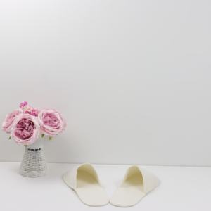 Ensemble <span class=keywords><strong>de</strong></span> sauna en feutre blanc avec logo brodé personnalisé, avec gants, chaussons et coussin - 100% laine, pour le <span class=keywords><strong>ski</strong></span> et l'usage quotidien - Product Image 5