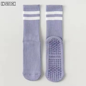 Calcetines Deportivos Antideslizantes de Algodón para Mujer, Marca Deportiva de Alta Calidad, Calcetines para Pilates, Modelo 2026-3 - Product Image 5