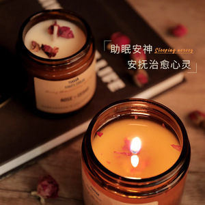 Bougie parfumée Northern Mu en cire de soja en forme de tasse, rose, aide au sommeil - Product Image 1