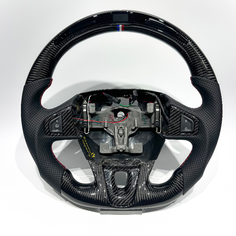 Carbone noir + cache garniture + LED
